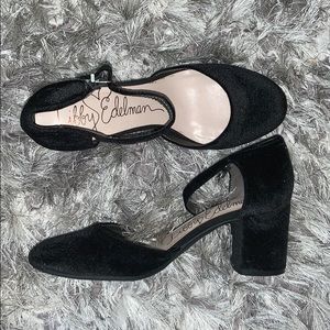 Black velvet Heels